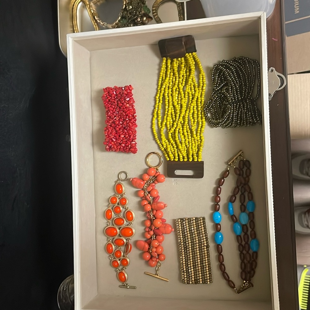 Lot of women's costume jewelry bracelets